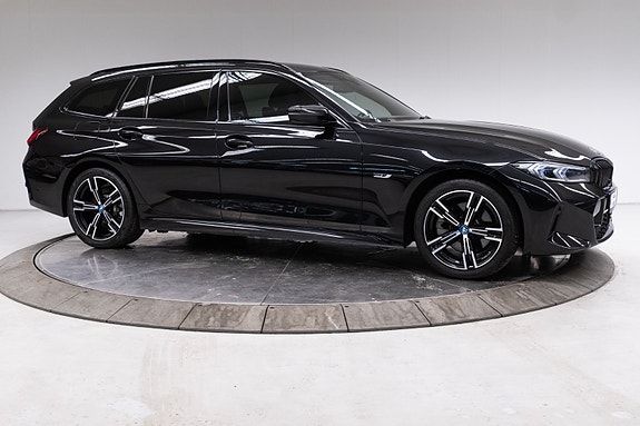BMW 330e 22 of 30