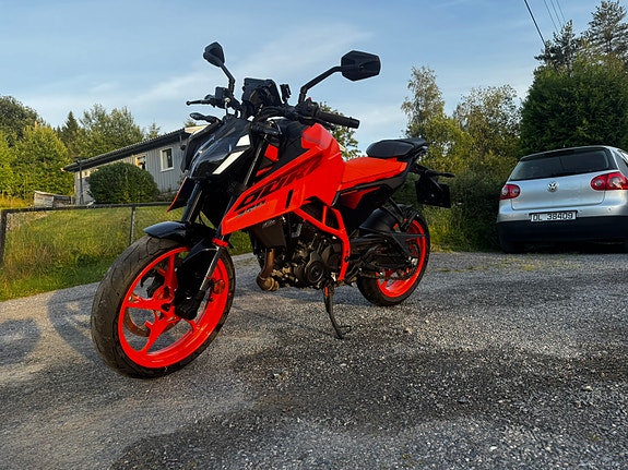 KTM 390 Duke 3 of 6