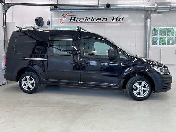 Volkswagen Caddy Maxi 3 of 5
