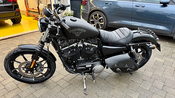 Harley-Davidson XL 883N Iron 20 of 29