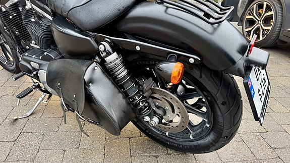 Harley-Davidson XL 883N Iron 13 of 29