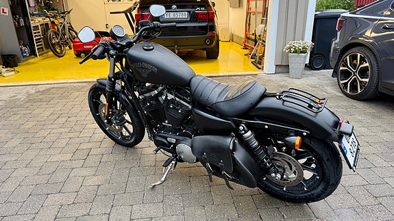 Harley-Davidson XL 883N Iron 8 of 29