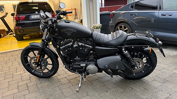 Harley-Davidson XL 883N Iron 10 of 29
