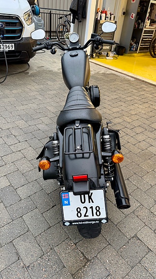 Harley-Davidson XL 883N Iron 5 of 29