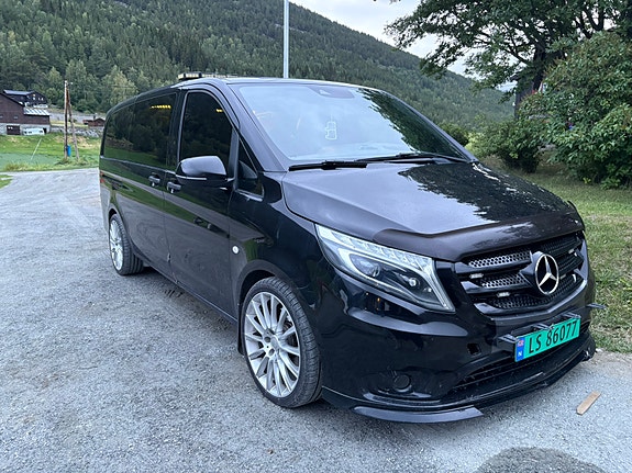 Mercedes-Benz Vito 119 2 of 5