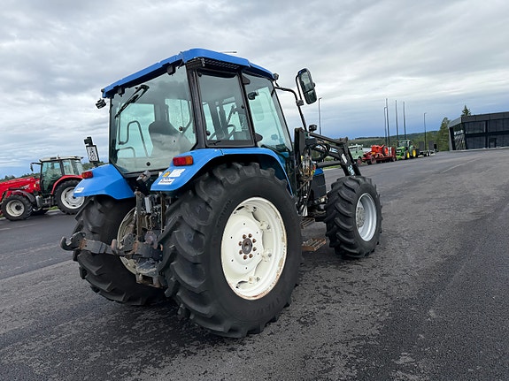 New Holland TL 90 26 of 30