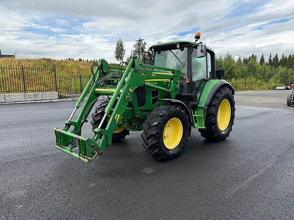 John Deere 6330