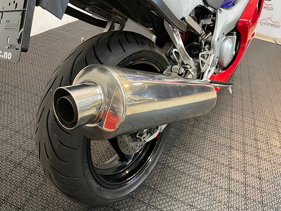 Honda CBR 600 F 14 of 30
