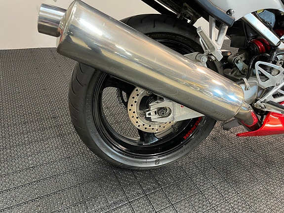 Honda CBR 600 F 15 of 30