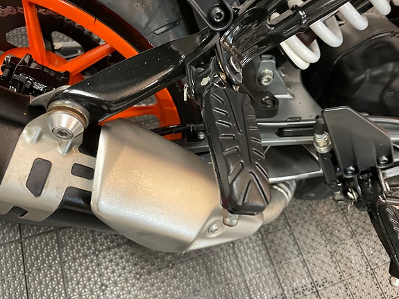 KTM 125 Duke *** SERVICE/GARANTI *** 18 of 30