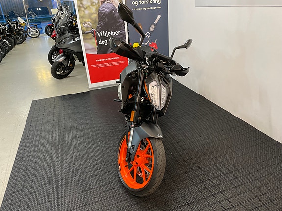 KTM 125 Duke *** SERVICE/GARANTI *** 3 of 30