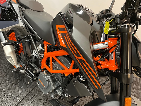 KTM 125 Duke *** SERVICE/GARANTI *** 27 of 30