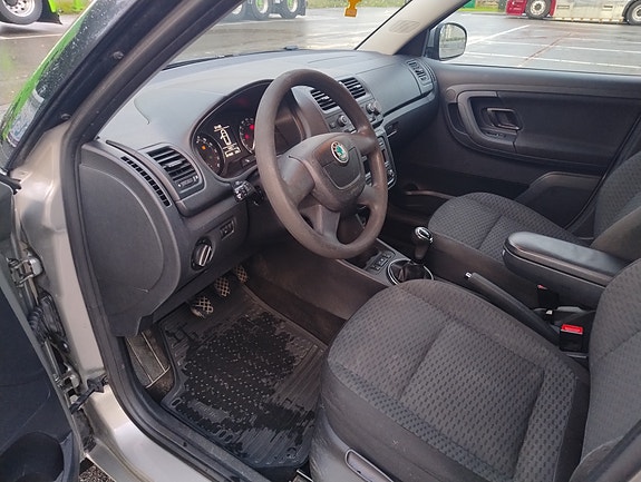 Skoda Fabia 13 of 25