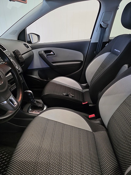 Volkswagen Polo 8 of 16