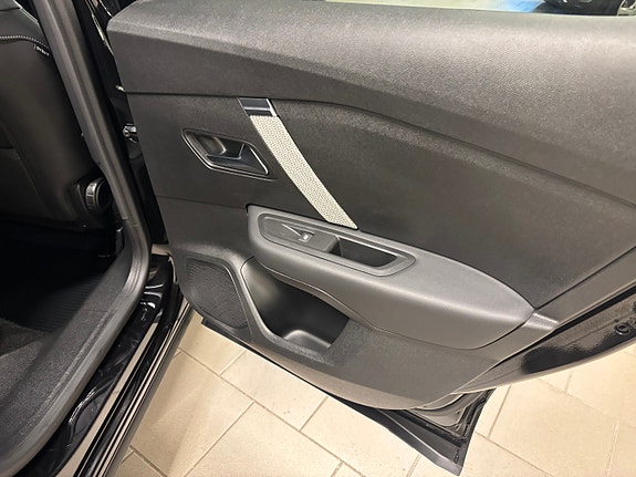 Citroen E-C4 7 of 30