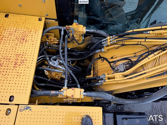 Caterpillar 324EL gravemaskin m/graveskuffe 26 of 30