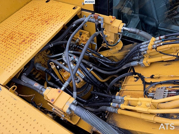 Caterpillar 324EL gravemaskin m/graveskuffe 23 of 30