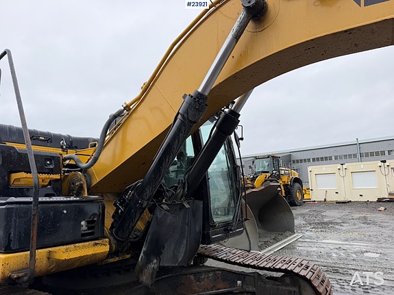 Caterpillar 324EL gravemaskin m/graveskuffe 19 of 30