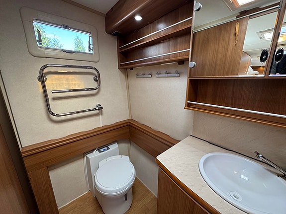 KABE ROYAL 720 TDL K.S. 18 of 18