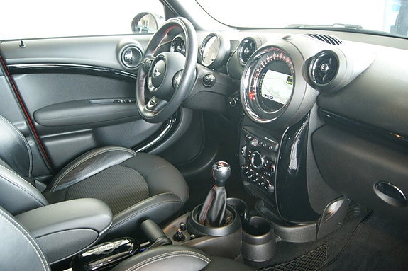 MINI Countryman Cooper SD 11 of 15