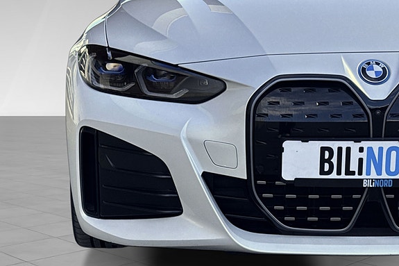 BMW i4 4 of 5