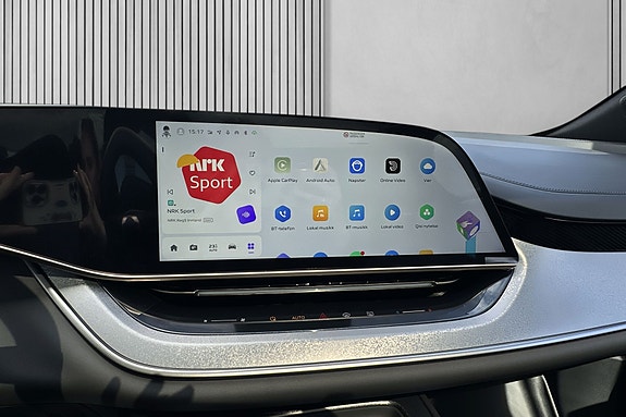 Utstyrt med Apple Carplay og Android Auto