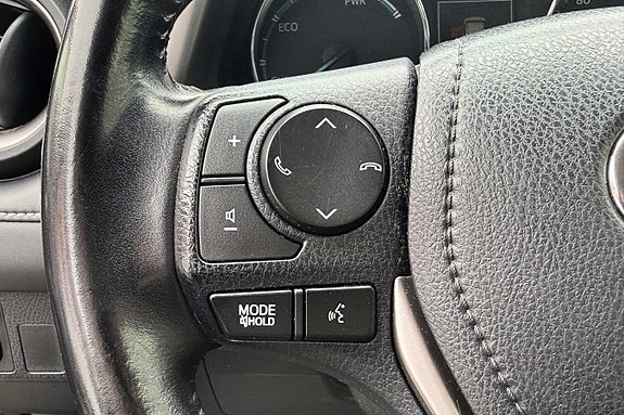 Toyota RAV4 25 of 30