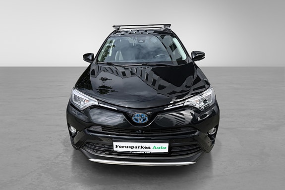 Toyota RAV4 13 of 30