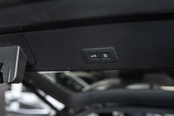 Audi e-tron Sportback 20 of 23