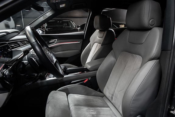 Audi e-tron Sportback 8 of 23