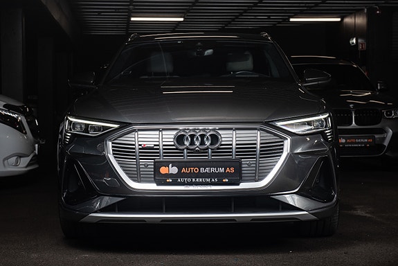 Audi e-tron Sportback 3 of 23