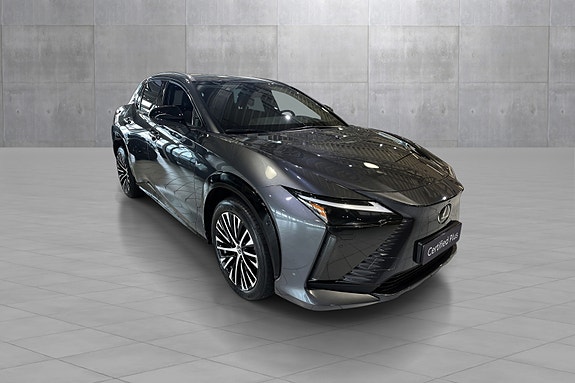 Lexus RZ450e 7 of 20