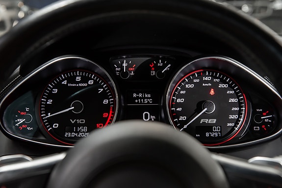 Audi R8 23 of 30