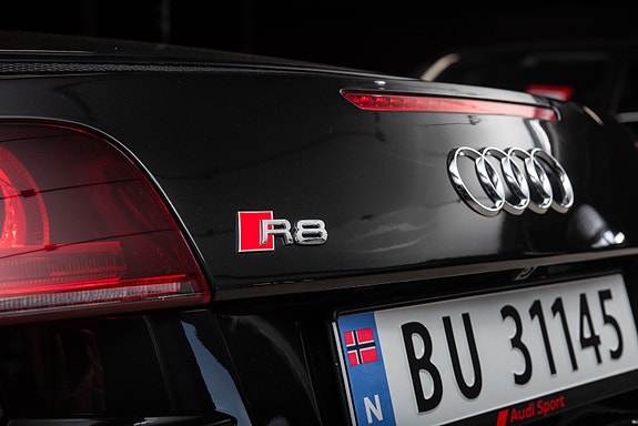 Audi R8 9 of 30