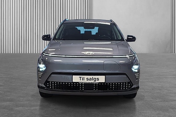 Hyundai Kona 2 of 5