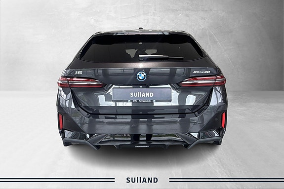 BMW i5 4 of 22