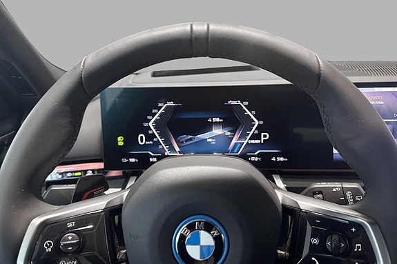 BMW i5 13 of 22