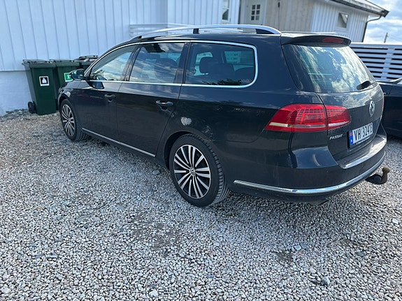 Volkswagen Passat 3 of 5