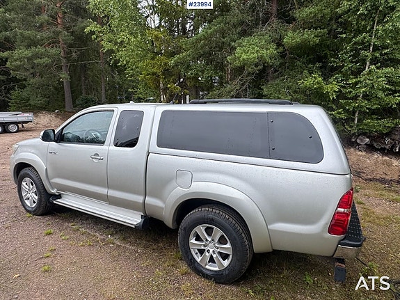 Toyota HiLux 5 of 30