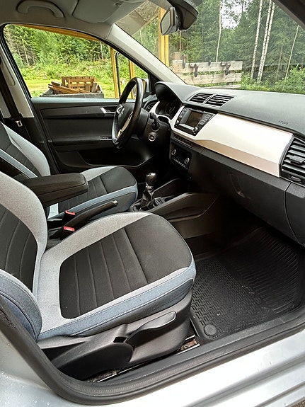 Skoda Fabia 10 of 14