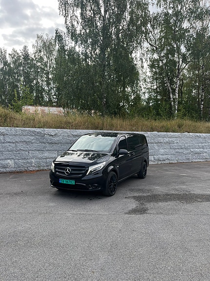 Mercedes-Benz Vito 119 2 of 5