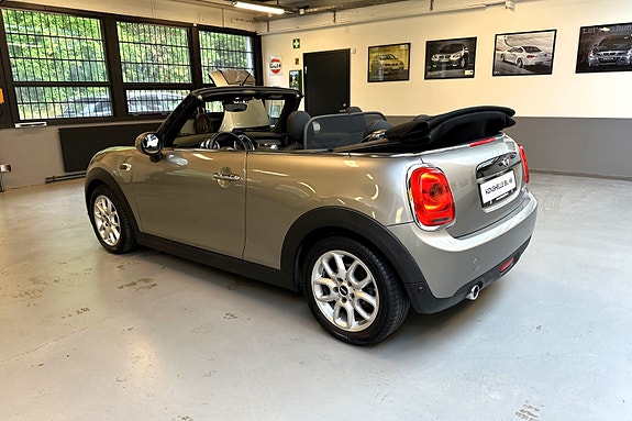 MINI Cooper 3 of 5