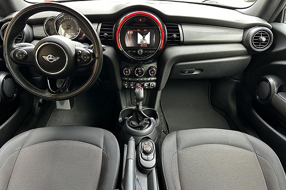 MINI Cooper 12 of 30