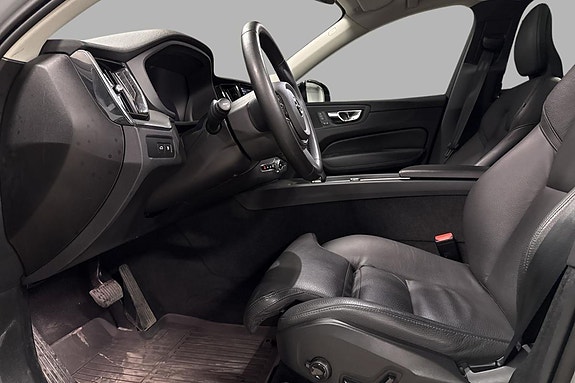 Volvo XC60 5 of 5