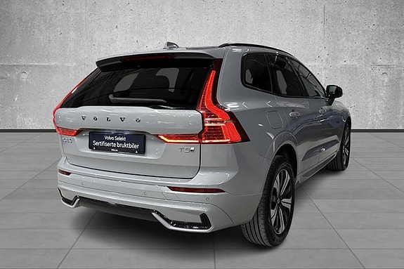 Volvo XC60 4 of 5