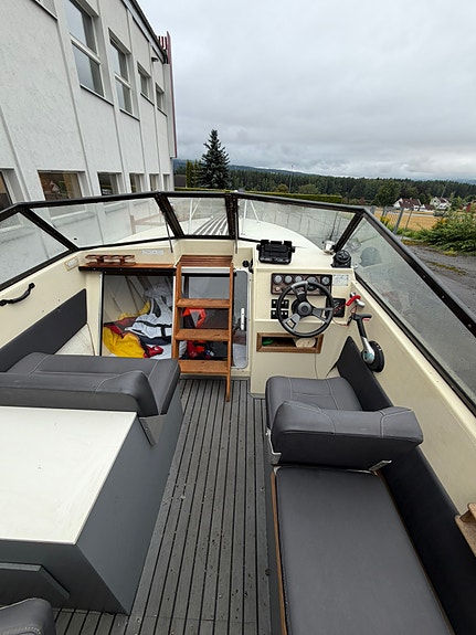 Klassisk norsk daycruiser! Halwa 22 med kraftig MerCruiser 488 (190 hk) 13 of 14