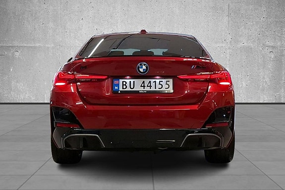 BMW i4 4 of 5