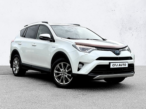 Toyota RAV4 2 of 5