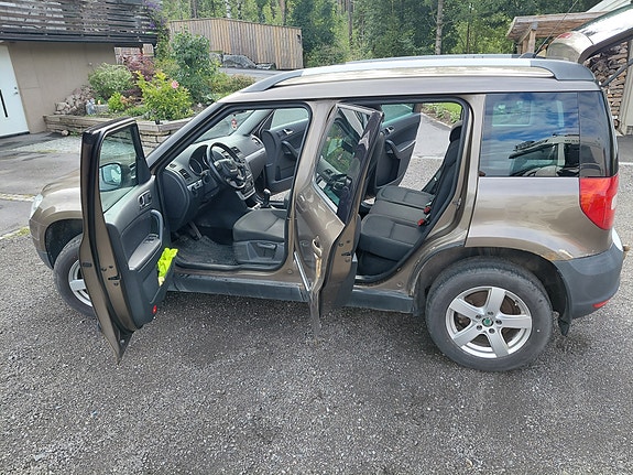Skoda Yeti 4 of 5