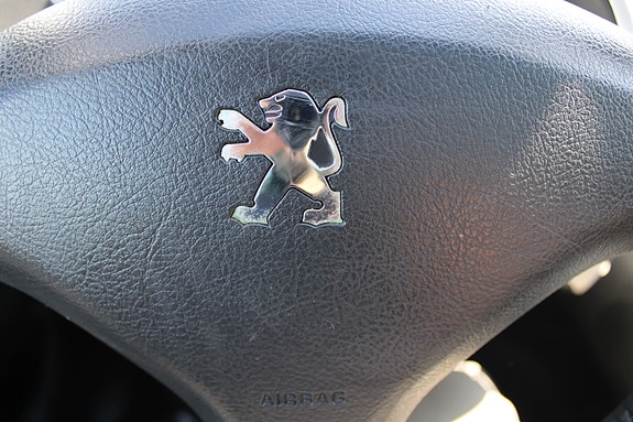 Peugeot 5008 17 of 30